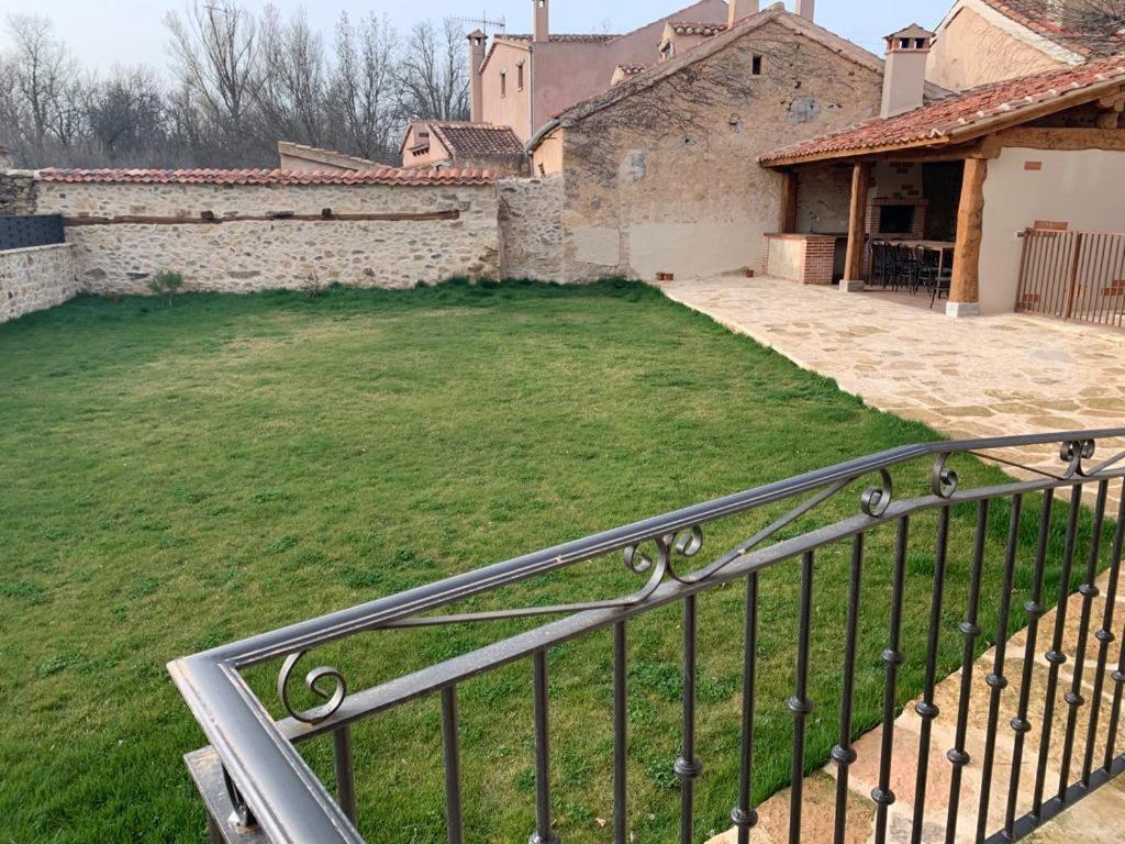 Los Arenales De Arcones Colladillo Exteriér fotografie